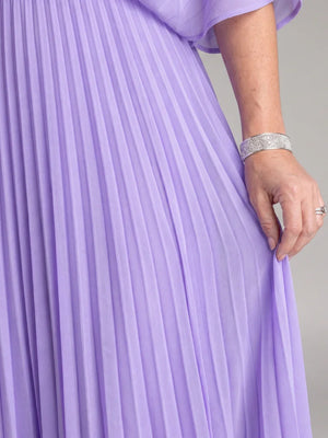 Renée V-Neck Long Sleeve Pleated Maxi Dress