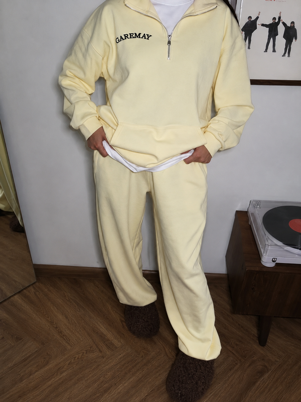 Noëlle Zip-Up Sweatshirt & Wide-Leg Jogger Co-Ord Set