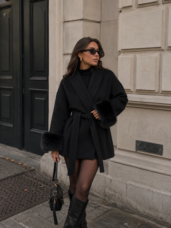 Vivienne Fox Fur Trim Elegant Wool Short Coat