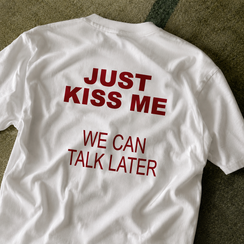 Kiss Me Tee