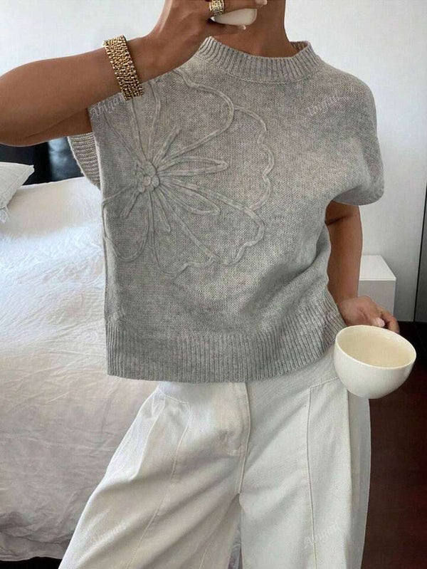 Gisèle 3D Floral Knit Vest Cardigan