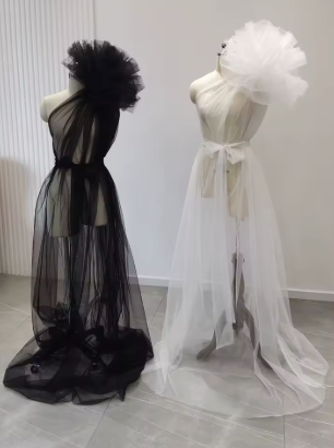 Fleur One-Shoulder Ruffle Tulle Maternity Gown