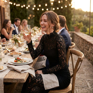 Éloise Black Lace Maxi Dress