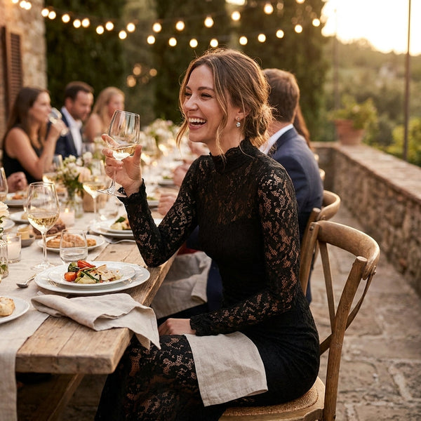 Éloise Black Lace Maxi Dress