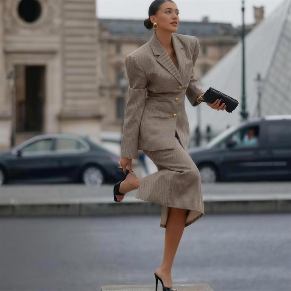 Isabelle Houndstooth Shoulder Pad Blazer