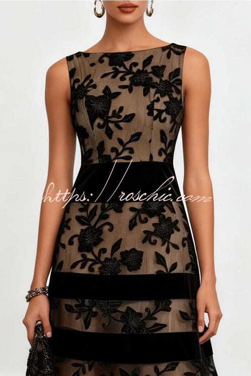 Noir Fleur Lace Midi Dress