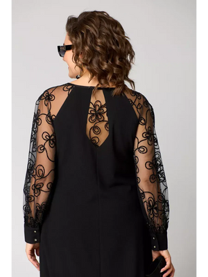 Vivienne Timeless Lace Midi Dress
