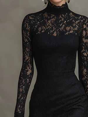 Éloise Black Lace Maxi Dress